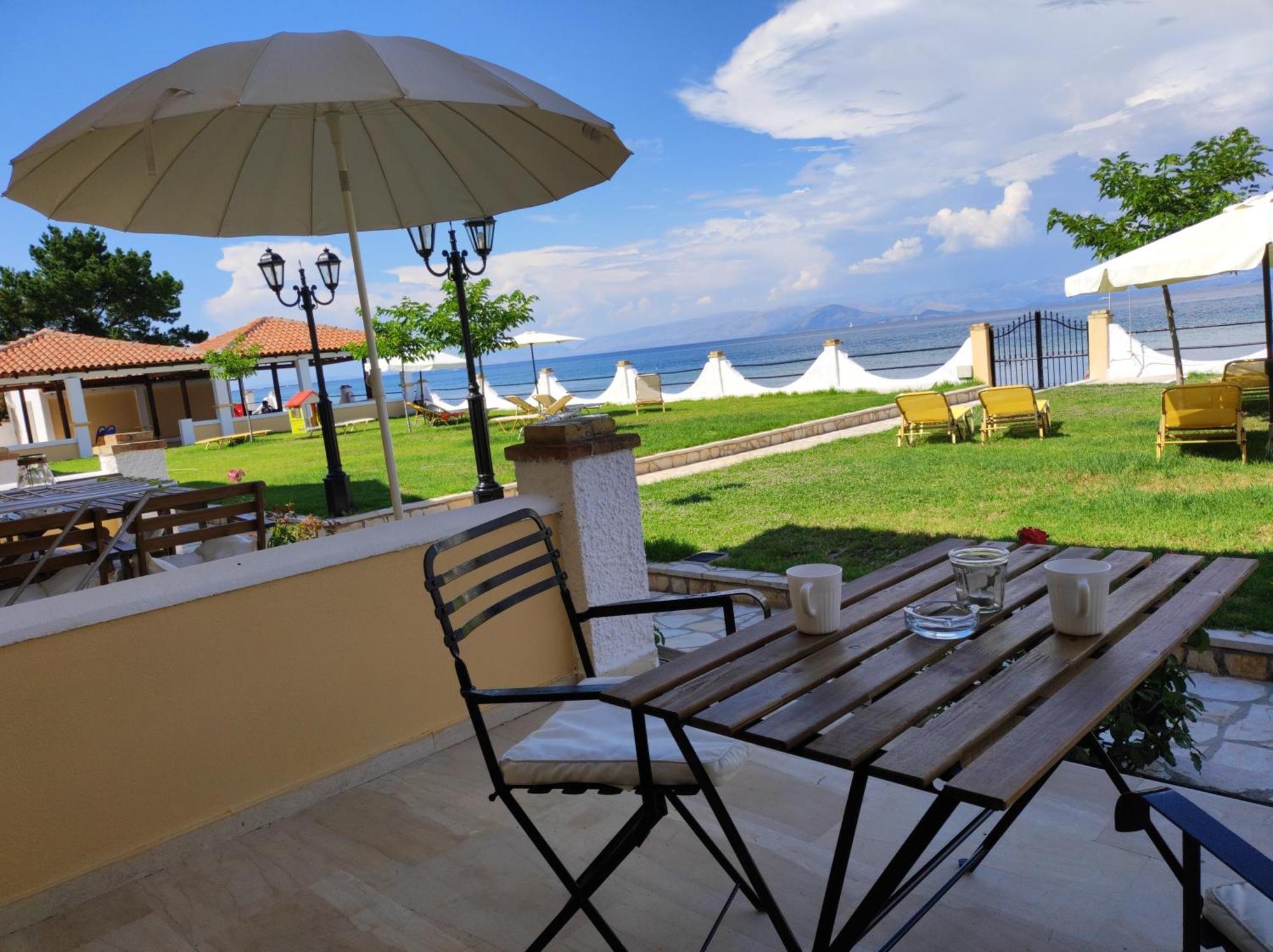 Thalassa Apartments & Studios Kavos Bilik gambar